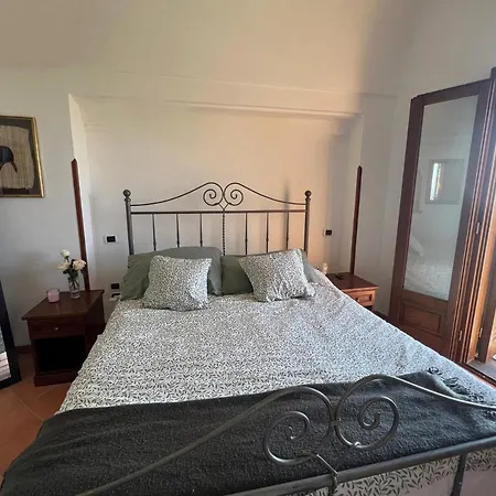 Casa Armeno A *